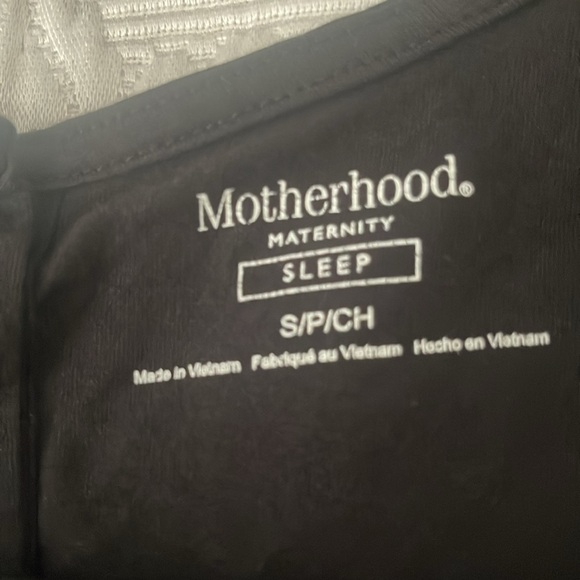 Motherhood Maternity Black 3-in-1 Nursing, Labor and Delivery Gown Small - Picture 16 of 16